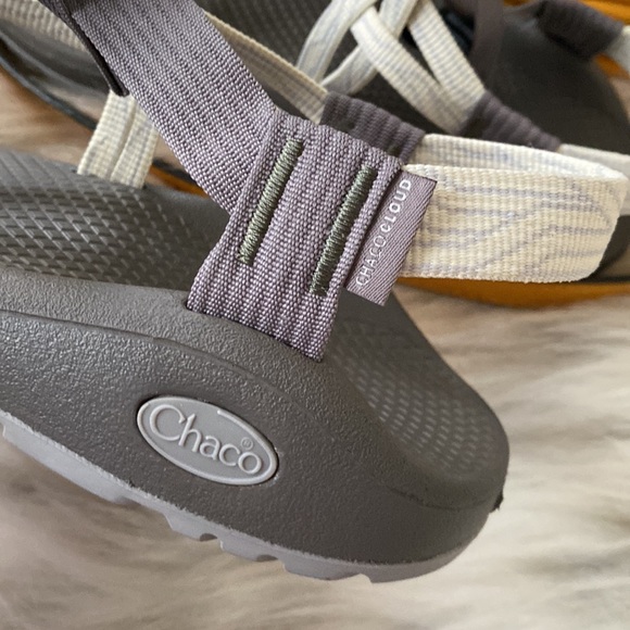 EUC Women’s Chaco Cloud sandals size 7 - Picture 9 of 12